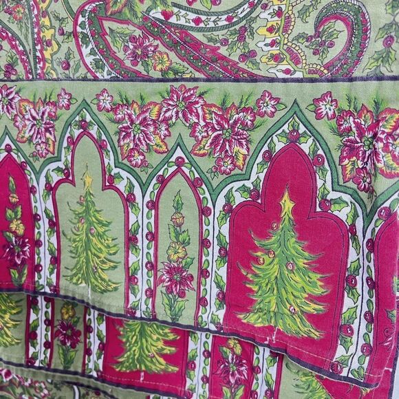 April Cornell Christmas Tree Festive Green/Red Paisley Cotton Tablecloth 57x114 - Picture 9 of 10